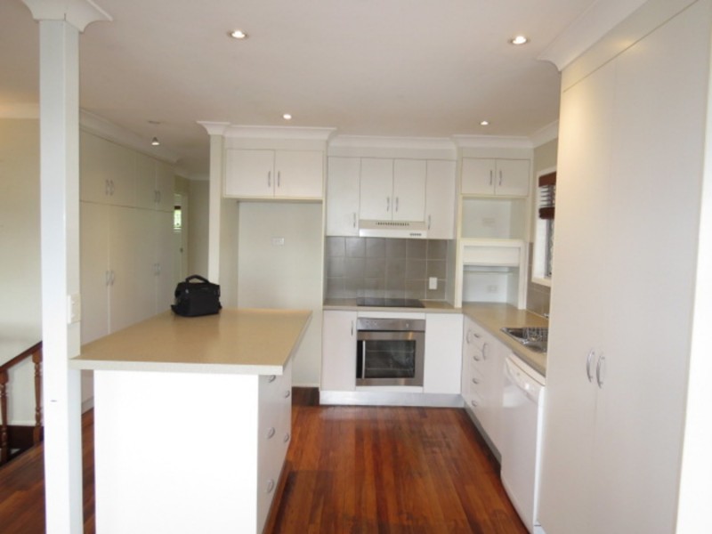26 Tracey Street, Bowen QLD 4805