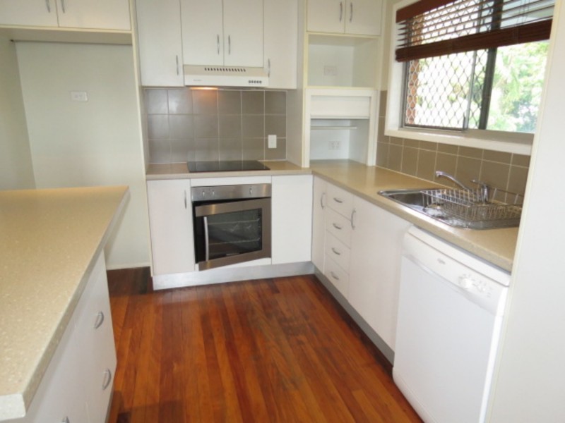 26 Tracey Street, Bowen QLD 4805
