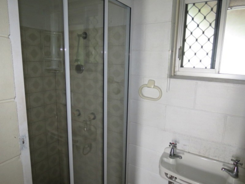 26 Tracey Street, Bowen QLD 4805