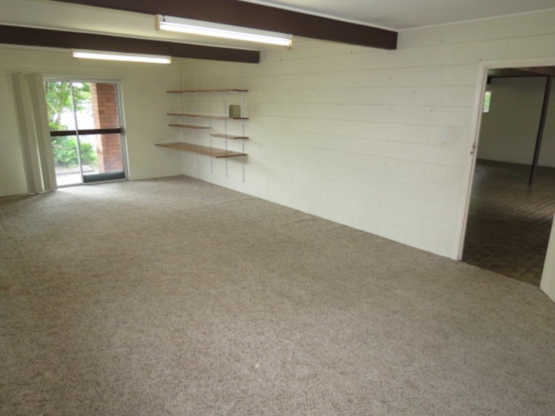 26 Tracey Street, Bowen QLD 4805