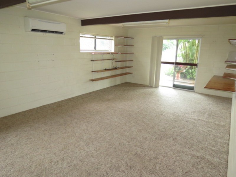 26 Tracey Street, Bowen QLD 4805