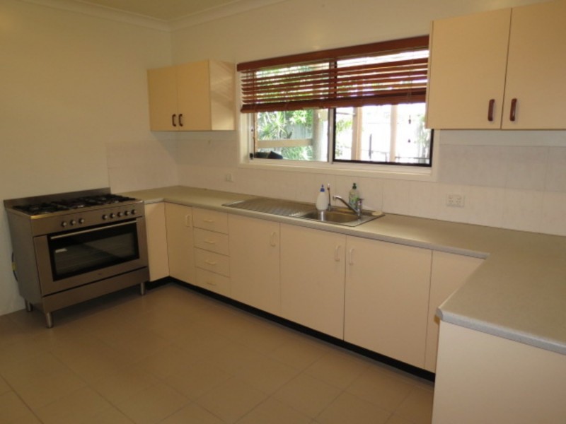 12 Suthers Street, Bowen QLD 4805