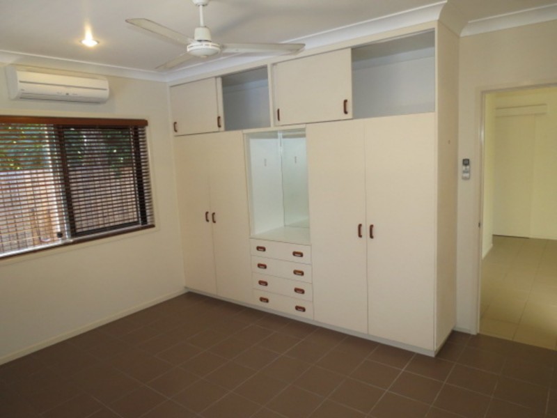 12 Suthers Street, Bowen QLD 4805