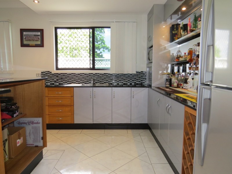 62 Dalrymple Street, Bowen QLD 4805