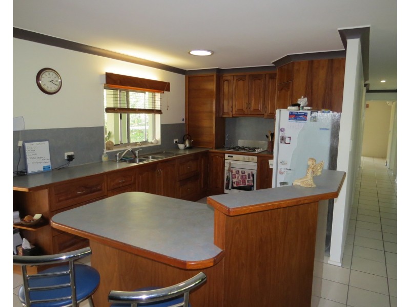 175 Inveroona Road, Bowen QLD 4805