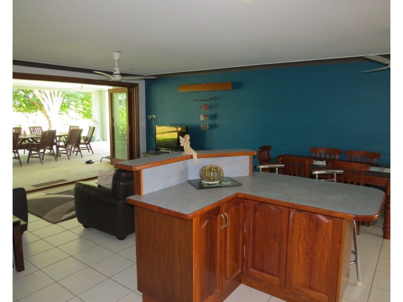 175 Inveroona Road, Bowen QLD 4805