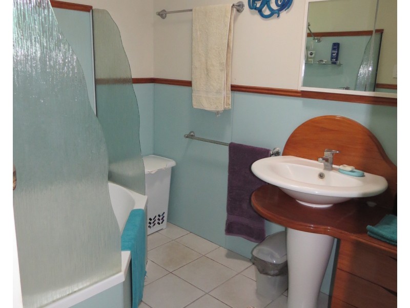 175 Inveroona Road, Bowen QLD 4805