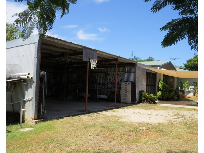 175 Inveroona Road, Bowen QLD 4805