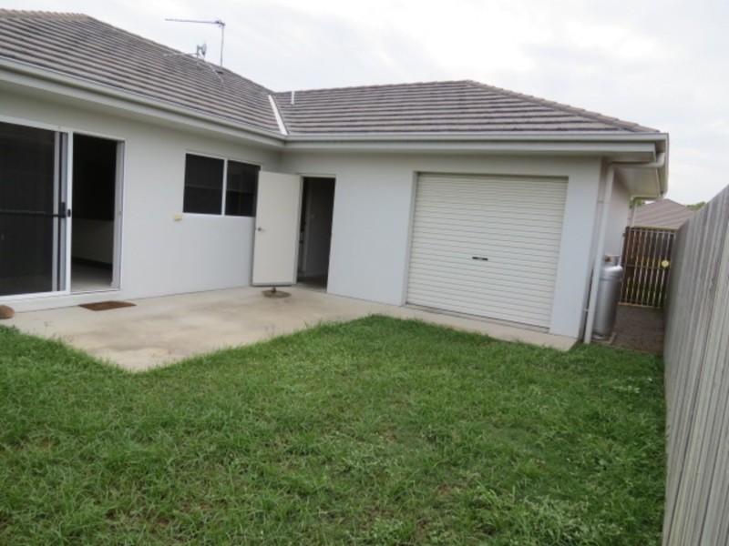 1 Second Close, Bowen QLD 4805
