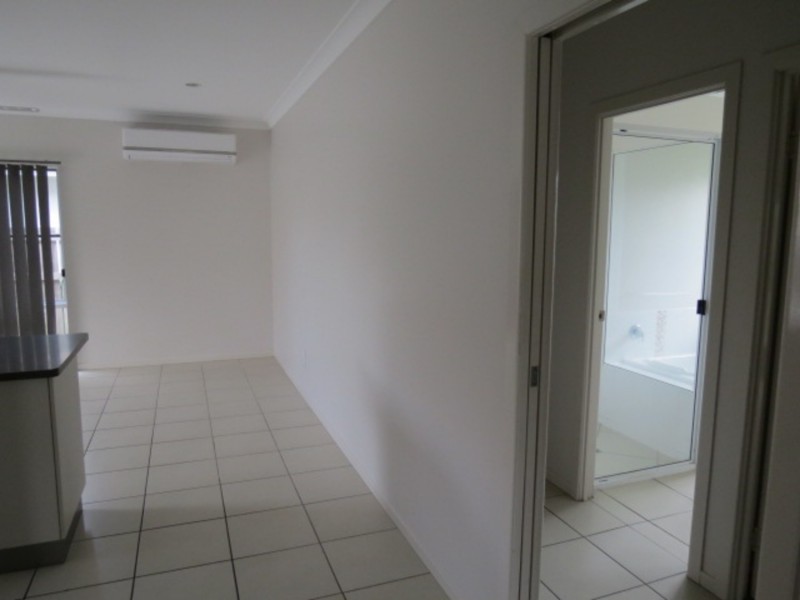 1 Second Close, Bowen QLD 4805