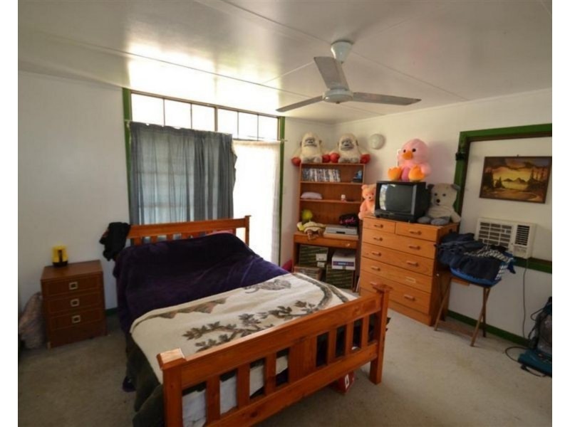 44 Field Street, Bowen QLD 4805