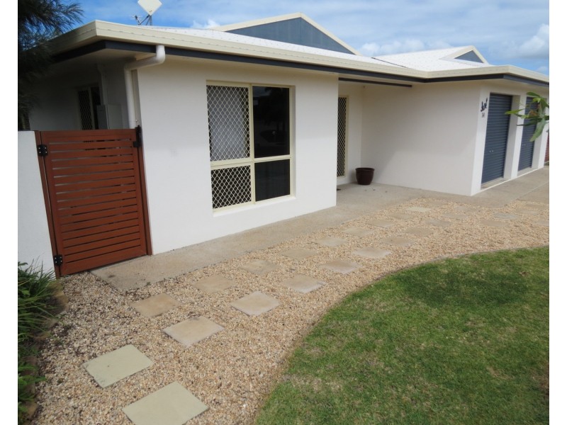 14 Silk Road, Bowen QLD 4805