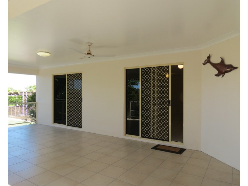 14 Silk Road, Bowen QLD 4805