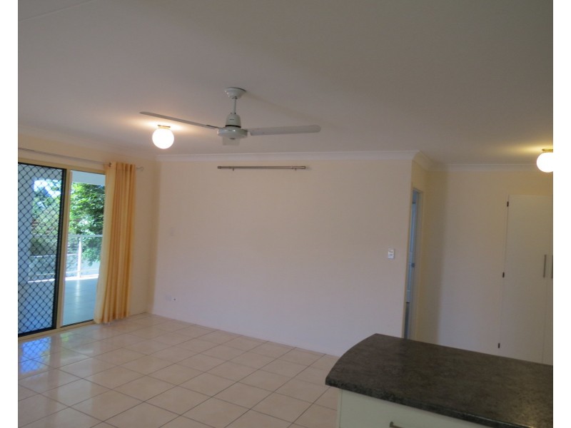 14 Silk Road, Bowen QLD 4805