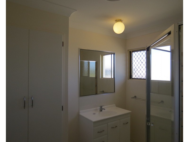 14 Silk Road, Bowen QLD 4805