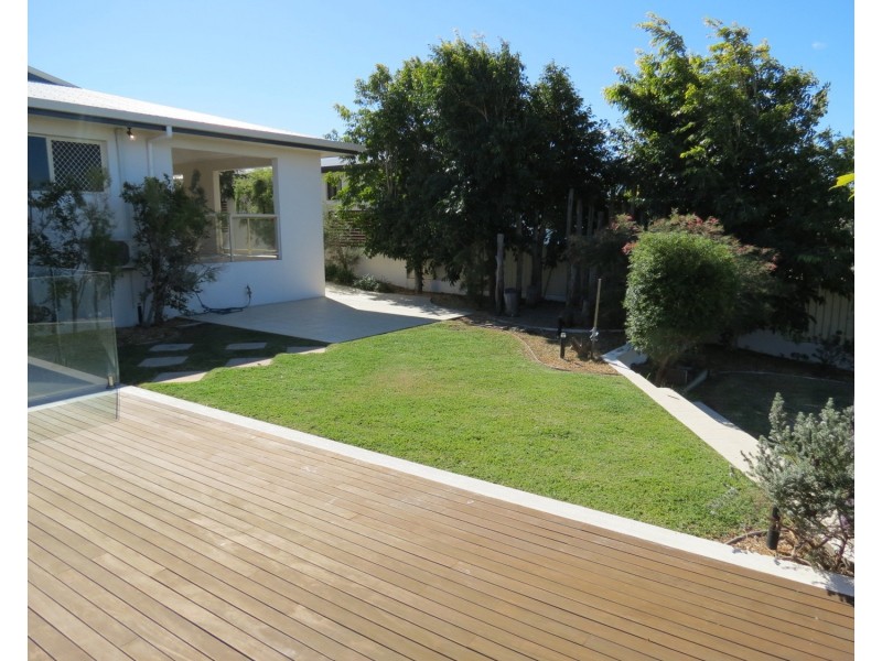 14 Silk Road, Bowen QLD 4805