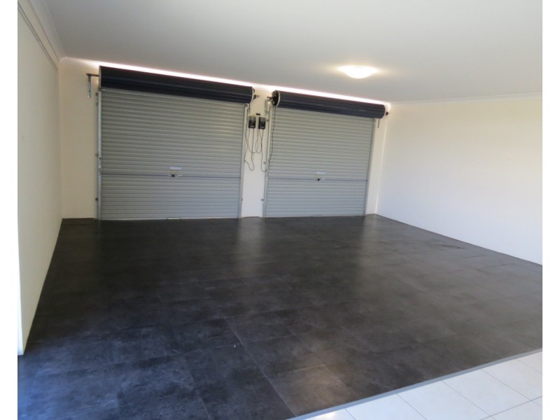 14 Silk Road, Bowen QLD 4805