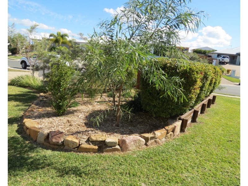 14 Silk Road, Bowen QLD 4805