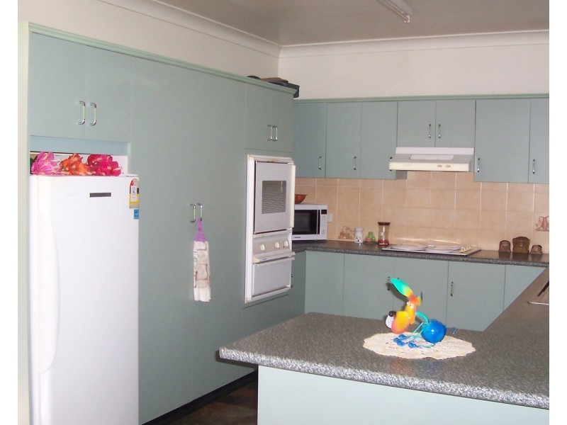 158 Richmond Road, Bowen QLD 4805