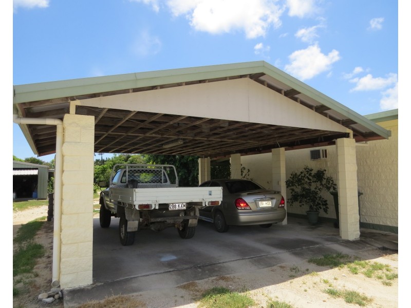 158 Richmond Road, Bowen QLD 4805