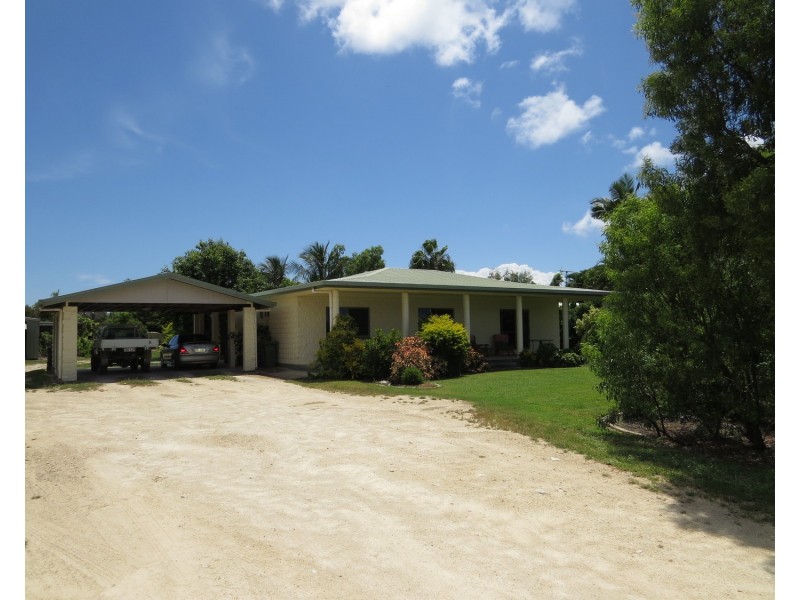 158 Richmond Road, Bowen QLD 4805