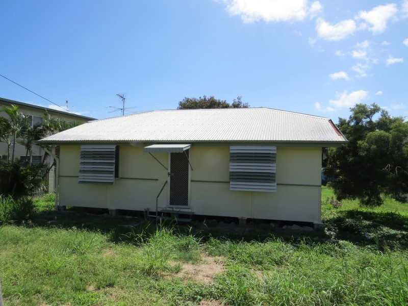 106 Herbert Street, Bowen QLD 4805