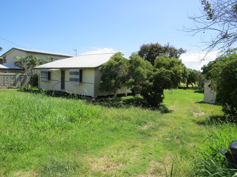 106 Herbert Street, Bowen QLD 4805