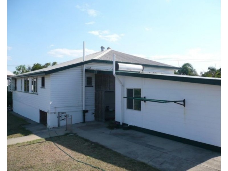 18 Hay Street, Bowen QLD 4805
