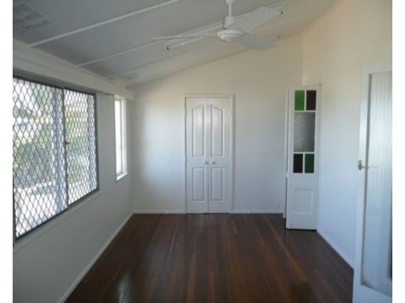 18 Hay Street, Bowen QLD 4805
