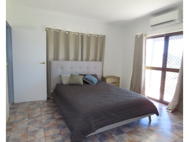 54 Lascelles Street, Bowen QLD 4805