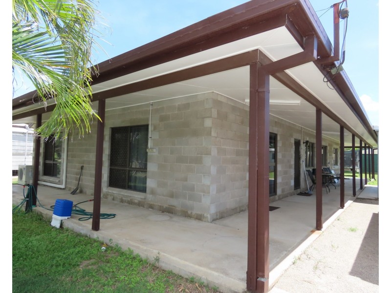 54 Lascelles Street, Bowen QLD 4805
