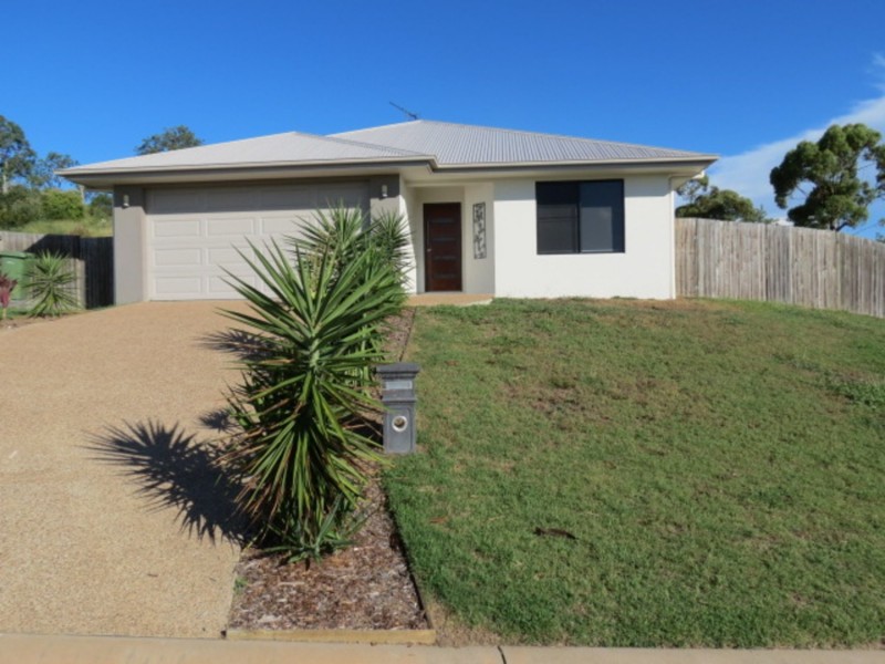 8 Seacove Crescent, Bowen QLD 4805