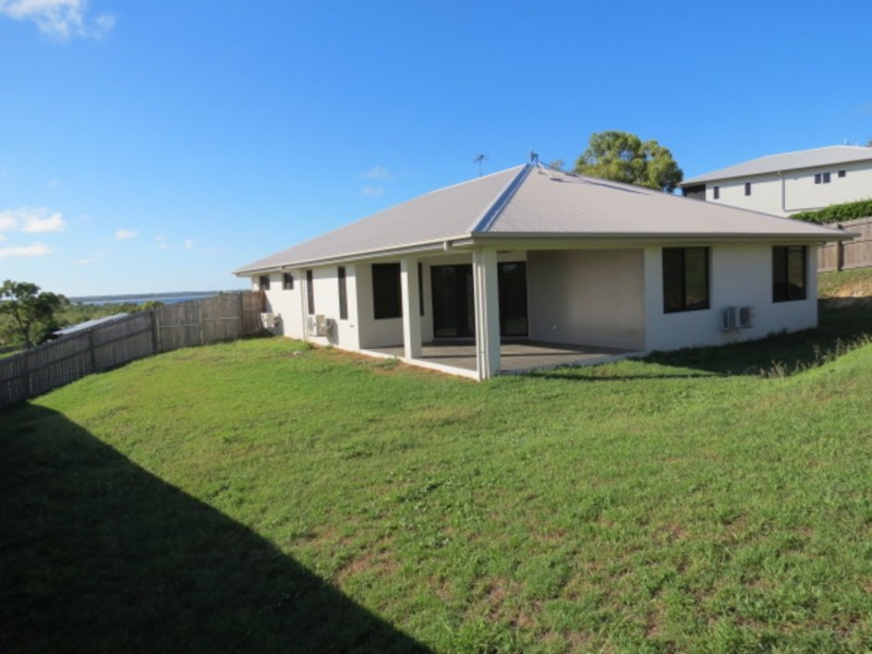 8 Seacove Crescent, Bowen QLD 4805