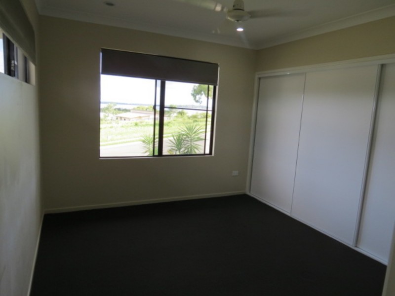 8 Seacove Crescent, Bowen QLD 4805
