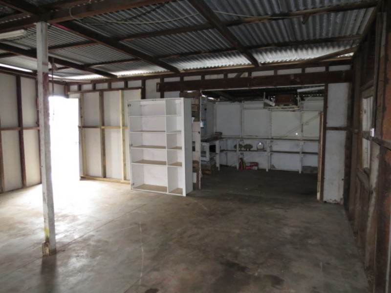 10 Rosshall Street, Bowen QLD 4805