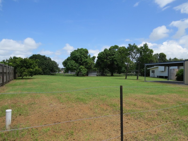 55 Mullers Lane, Bowen QLD 4805