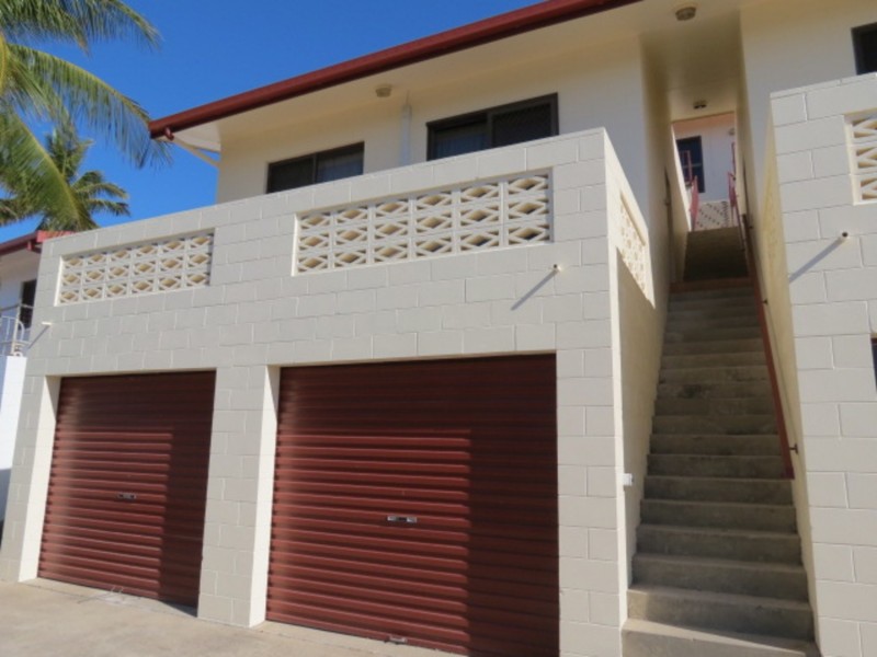 1/8 Poinciana Drive, Bowen QLD 4805