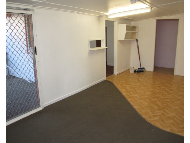 11 Gordon Street, Bowen QLD 4805