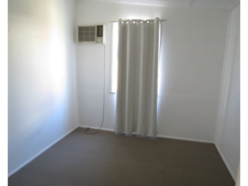 11 Gordon Street, Bowen QLD 4805