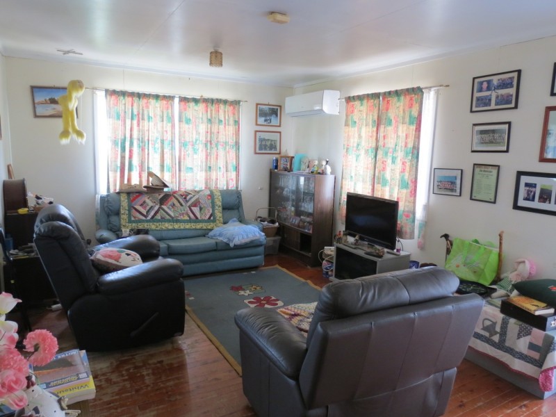 17 Rayner Street, Bowen QLD 4805