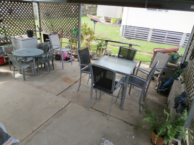17 Rayner Street, Bowen QLD 4805
