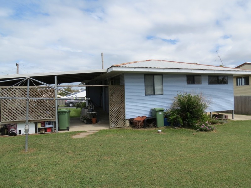 17 Rayner Street, Bowen QLD 4805