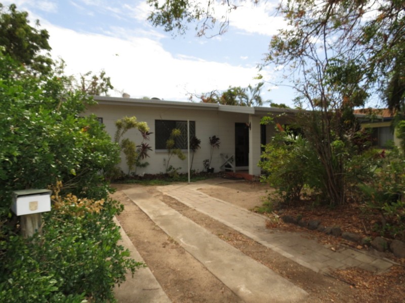 8 Dalrymple Street, Bowen QLD 4805