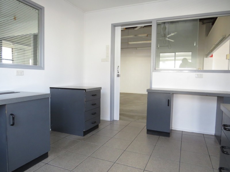 Shop 2/11 Herbert Street, Bowen QLD 4805