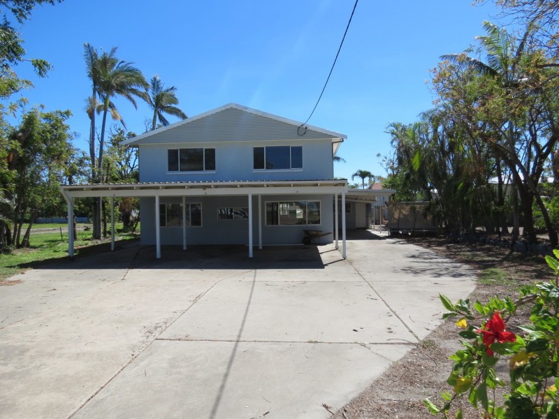 4/10 Dalrymple Street, Bowen QLD 4805