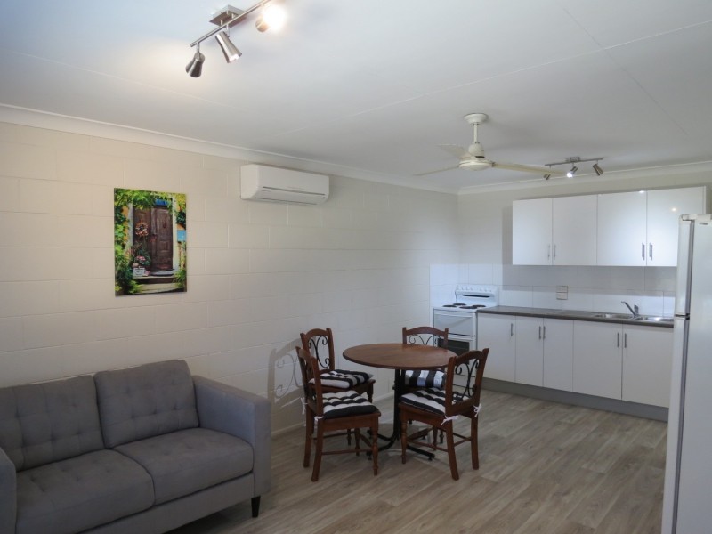 4/10 Dalrymple Street, Bowen QLD 4805