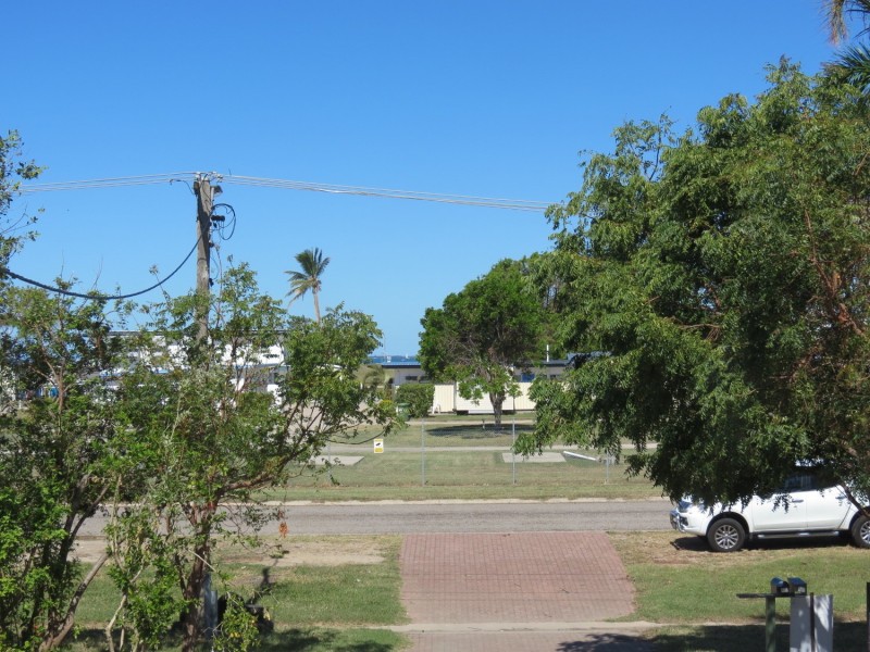 4/10 Dalrymple Street, Bowen QLD 4805