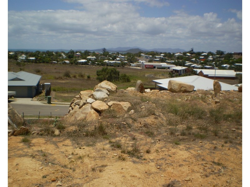 8 Yardley Court, Bowen QLD 4805