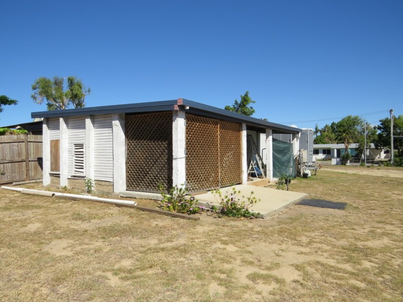 72 Field Street, Bowen QLD 4805