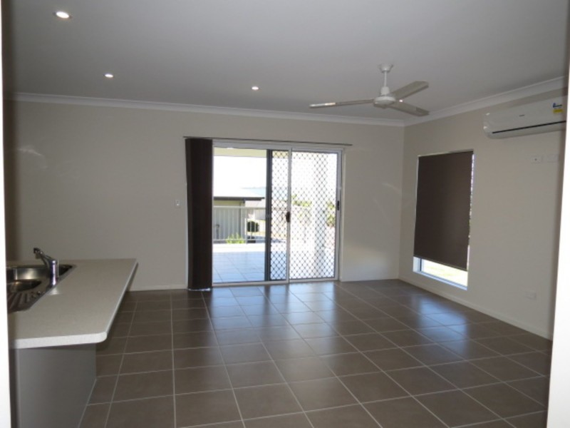 9 Marine Parade, Bowen QLD 4805